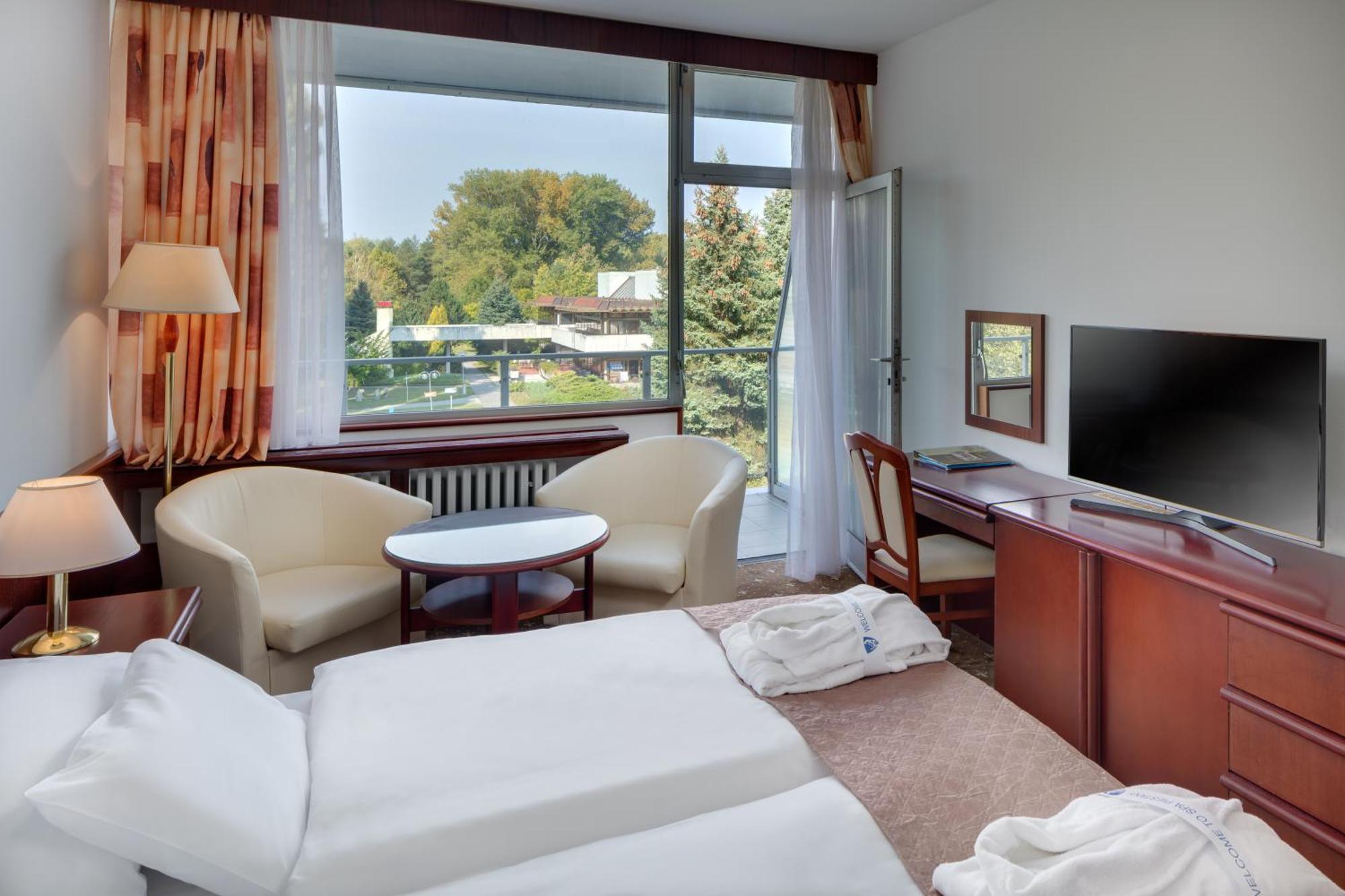 Ensana Splendid Hotel Piest'any Ngoại thất bức ảnh