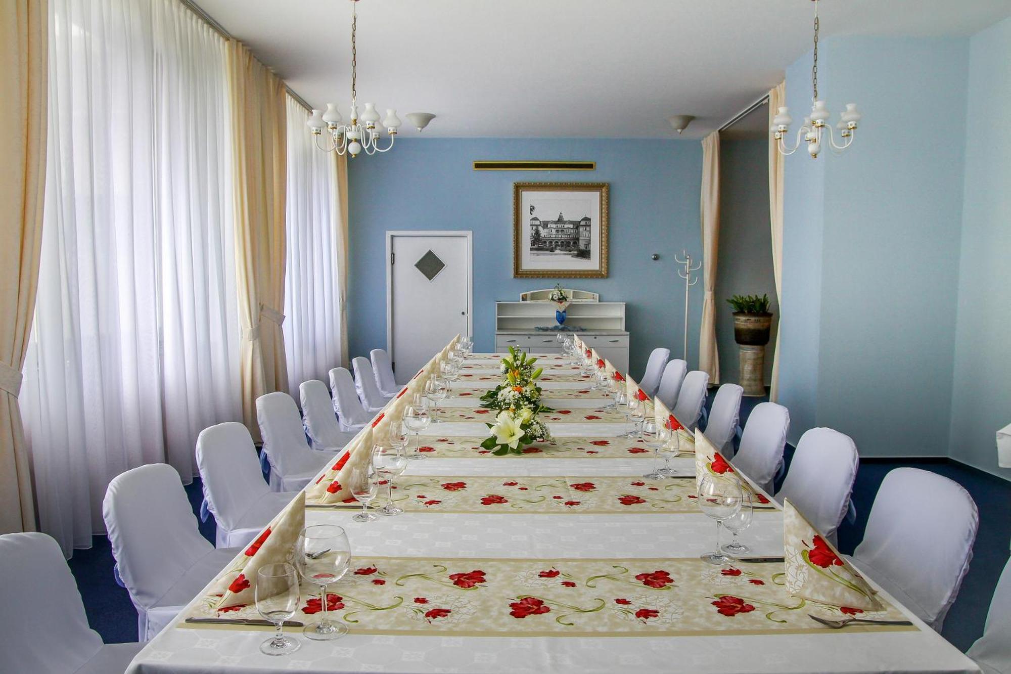 Ensana Splendid Hotel Piest'any Ngoại thất bức ảnh