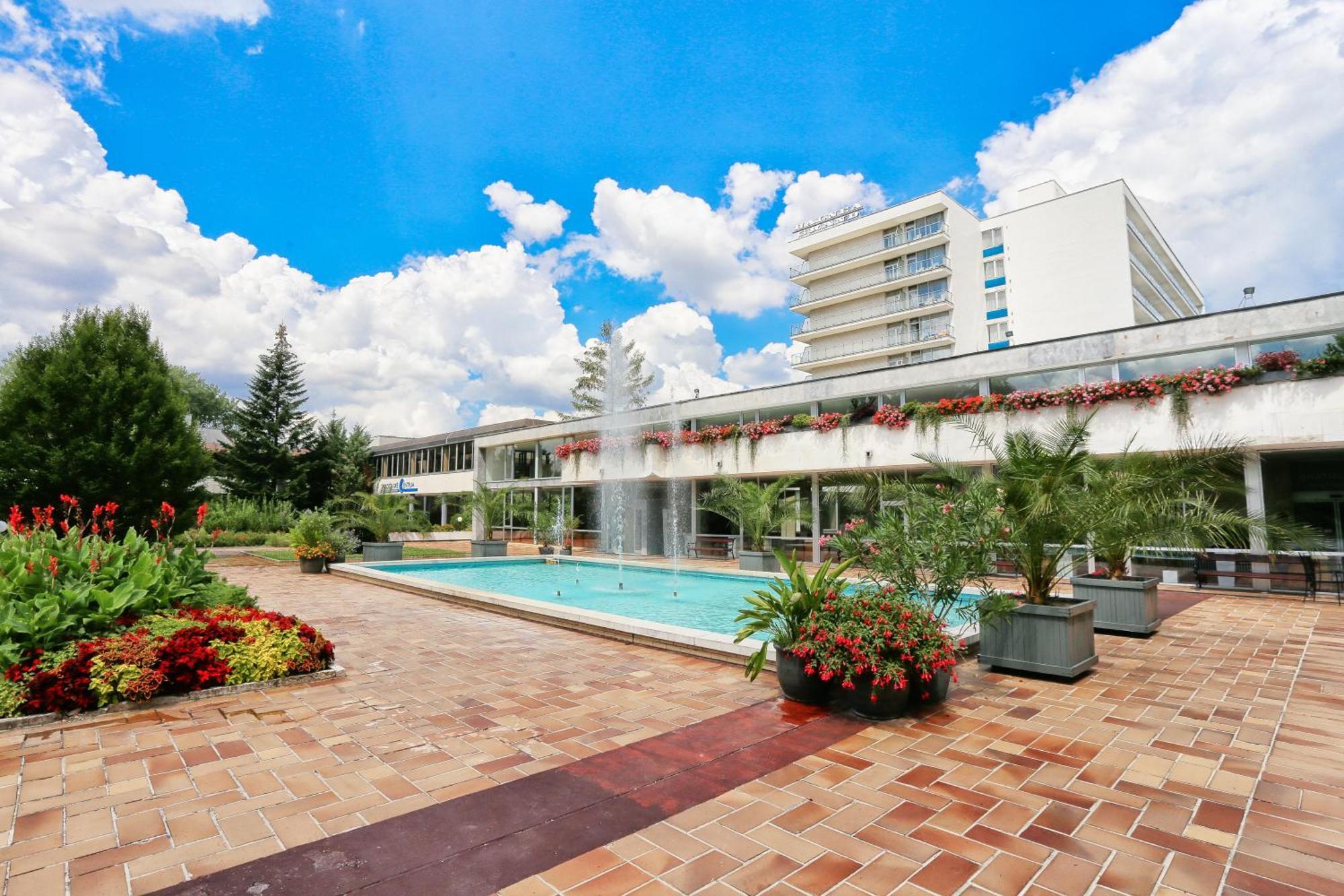 Ensana Splendid Hotel Piest'any Ngoại thất bức ảnh