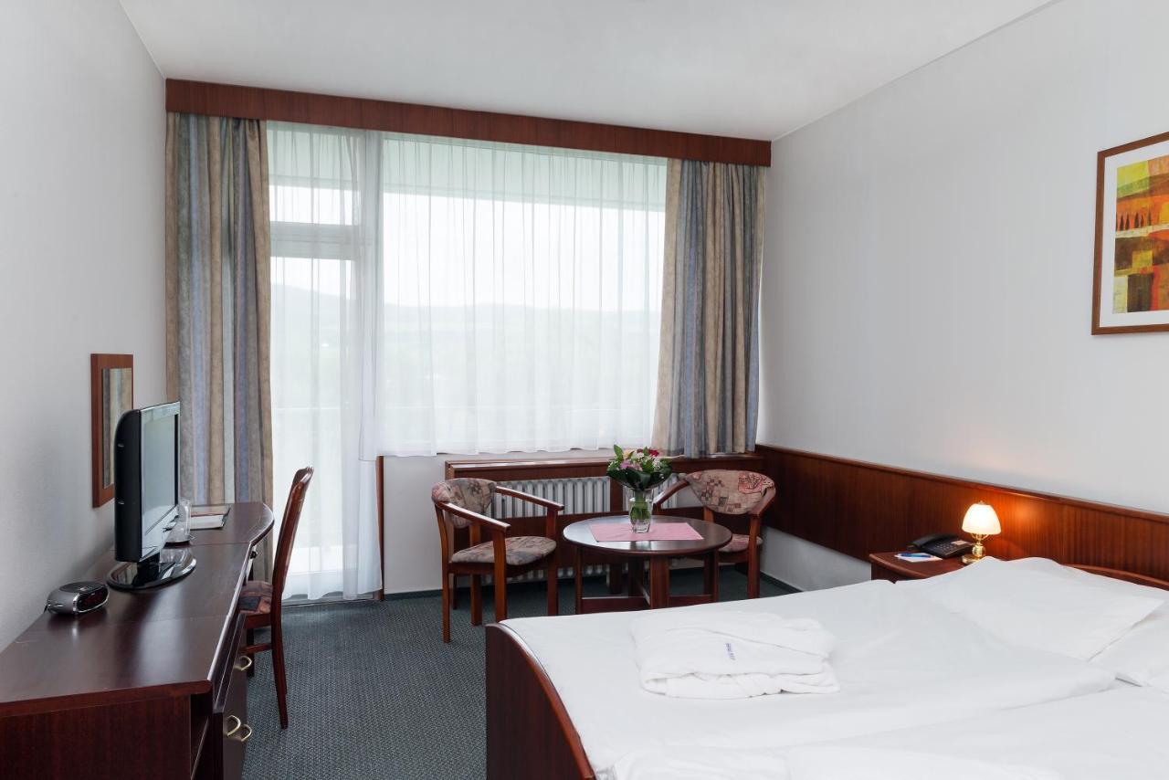 Ensana Splendid Hotel Piest'any Ngoại thất bức ảnh